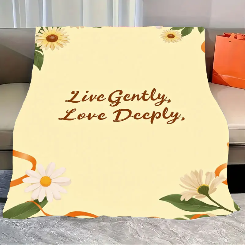 1pc Flannel Blanket "Chic Daisy 'Live Gently, Love Deeply' Soft Blanket for Cozy Home Decor"
1pc Flannel Blanket "Chic Daisy 'Live Gently, Love Deeply' Soft Blanket for Cozy Home Decor"