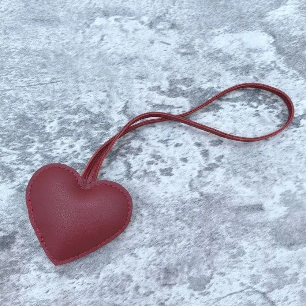 Trendy PU Leather Heart Keychain Love Car Keyring PU Leather Hanger 14 Colors Cartoon Bag Pendant Men
Trendy PU Leather Heart Keychain Love Car Keyring PU Leather Hanger 14 Colors Cartoon Bag Pendant Men