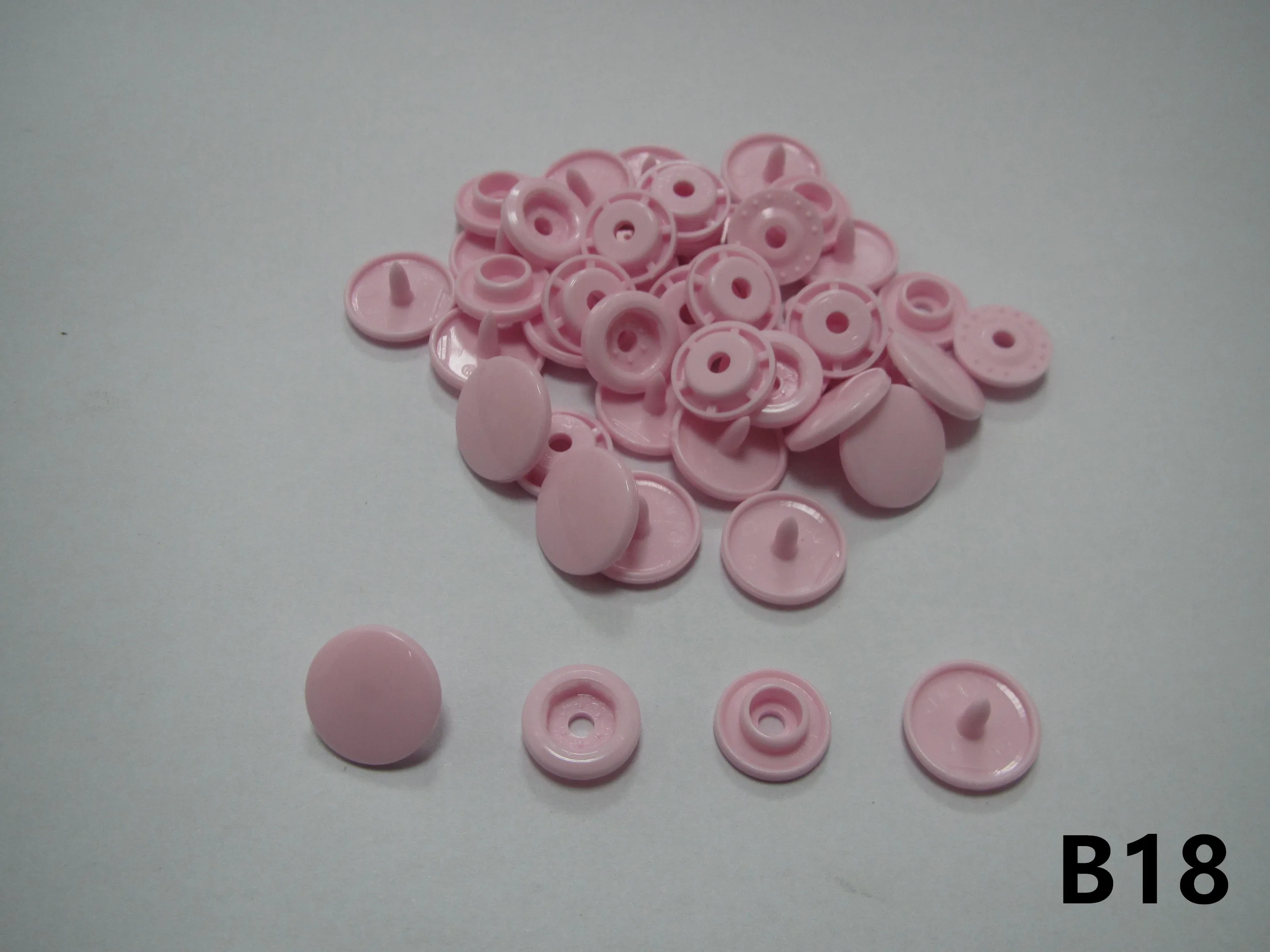 Free shipping 100 sets KAM B18 Pastel Pink color snap button for sewing baby color beautity plastic fastener snap button bright 
Free shipping 100 sets KAM B18 Pastel Pink color snap button for sewing baby color beautity plastic fastener snap button bright