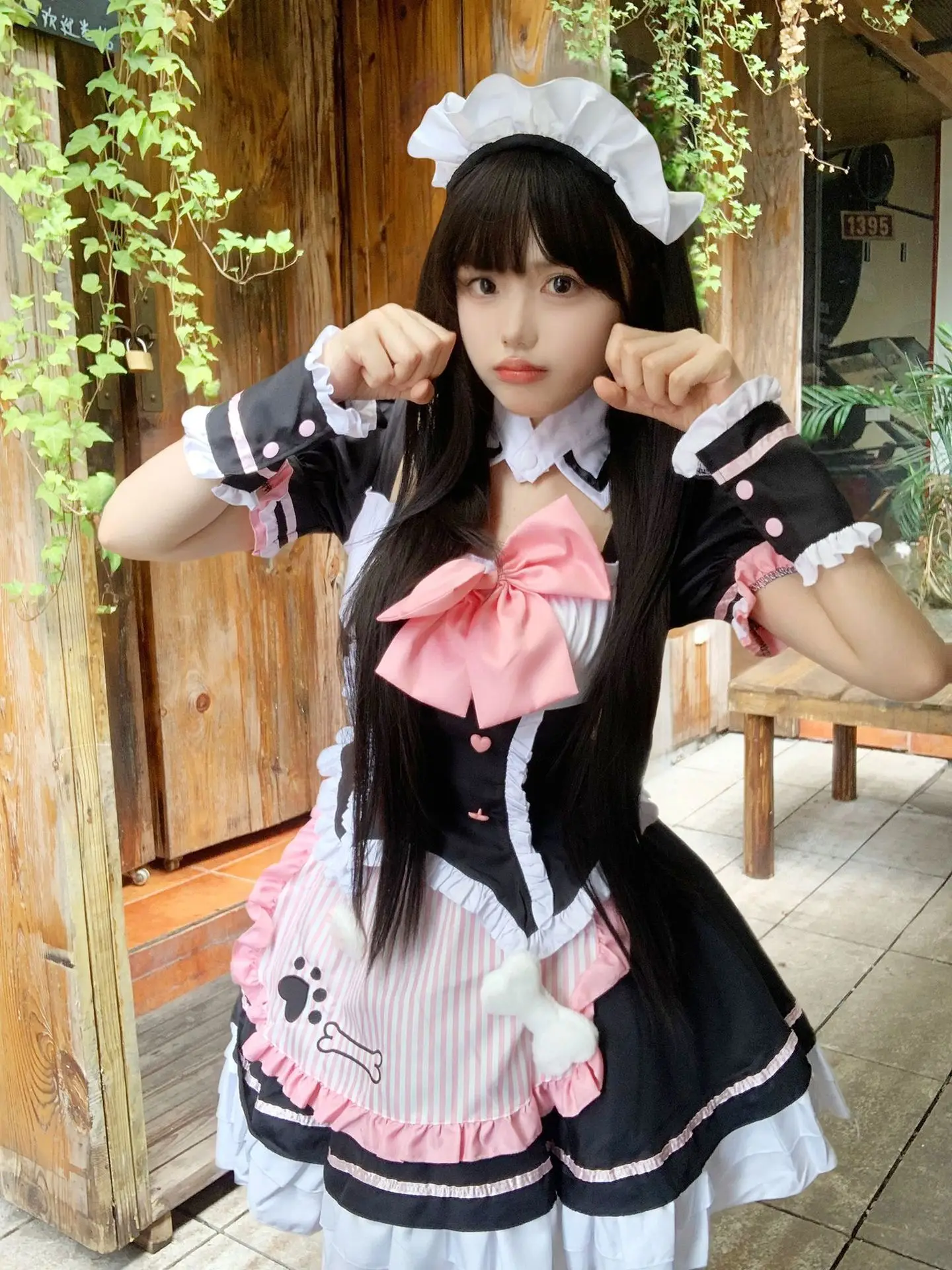 Color Cosplayer Vintage Anime Lolita Medieval Girdling Dress Maid Cosplay Costume Bow Short Sleevd Mini Lolita Carnival Wear
Color Cosplayer Vintage Anime Lolita Medieval Girdling Dress Maid Cosplay Costume Bow Short Sleevd Mini Lolita Carnival Wear