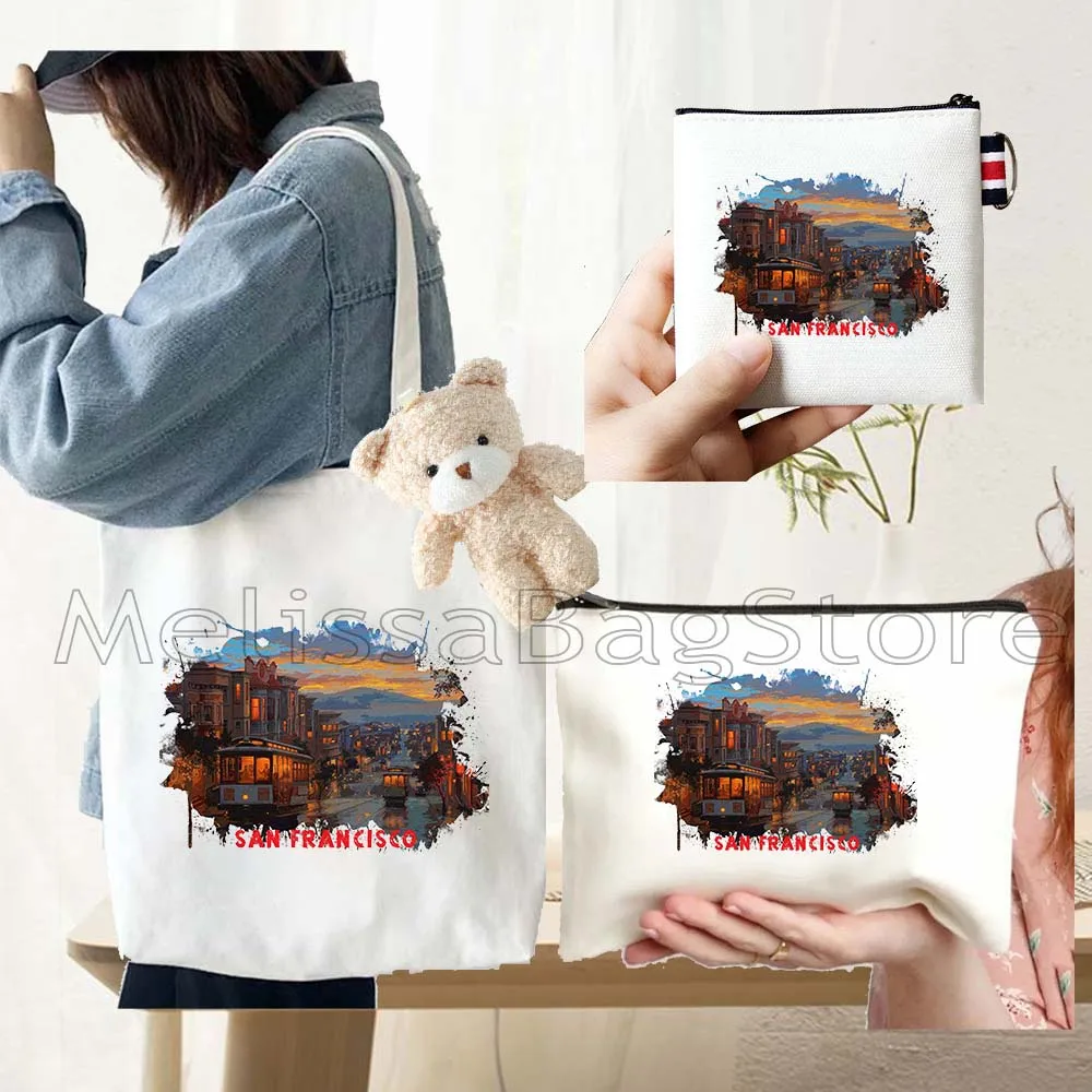4PCS Gifts Set San Francisco White Canvas Tote Bag Handbag with Doll Key Coin Purse Cosmetic Makeup Toilet Bag Case Pouch
4PCS Gifts Set San Francisco White Canvas Tote Bag Handbag with Doll Key Coin Purse Cosmetic Makeup Toilet Bag Case Pouch