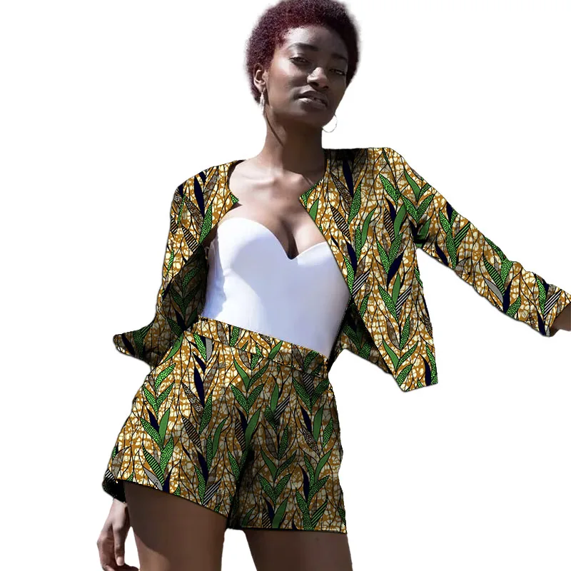 Женский кардиган в африканском стиле от кутюр, комплект пальто, оригинальный дизайн, короткая куртка без воротника, шорты с нашивками, наряды Анкары
Женский кардиган в африканском стиле от кутюр, комплект пальто, оригинальный дизайн, короткая куртка без воротника, шорты с нашивками, наряды Анкары