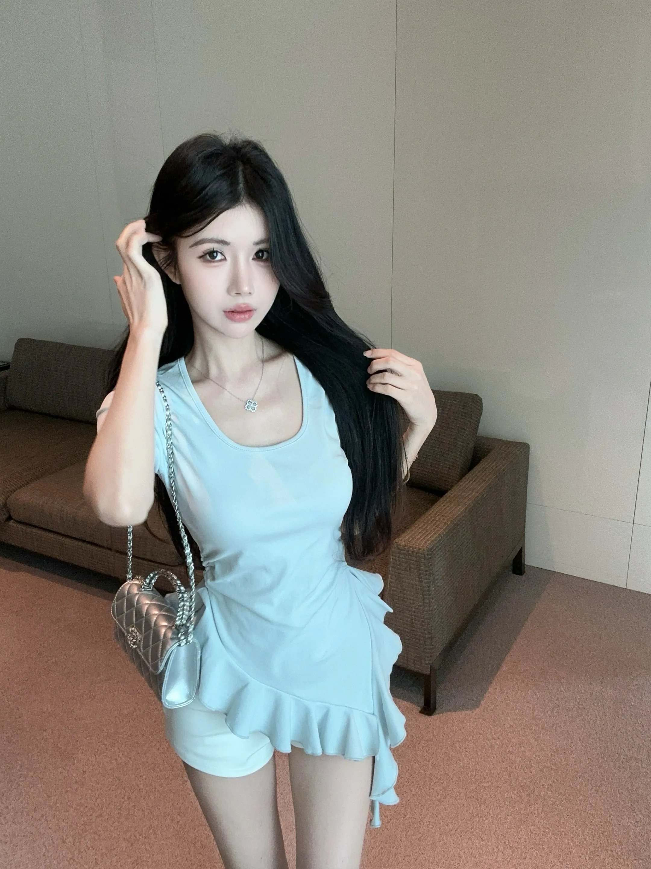 Женская футболка больших размеров с асимметричным подолом ort Sve, топ для похудения, летняя основа, сложенная однотонная футболка для поездок на работу 
Женская футболка больших размеров с асимметричным подолом ort Sve, топ для похудения, летняя основа, сложенная однотонная футболка для поездок на работу