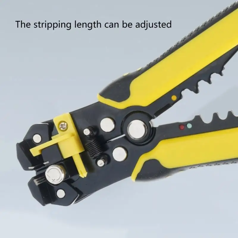 652F Networking Tool Combining Wire Stripping Crimping Functions In Compactly Body