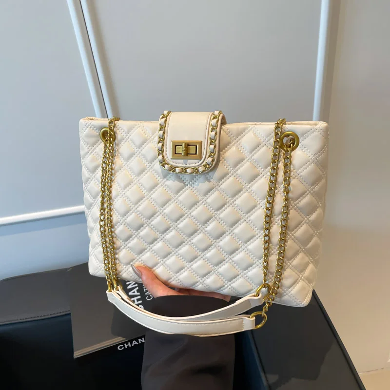 2025 Spacious Quilted Crossbody Bag, Women's Commuter Day to Night Tote, Minimalist Shoulder Purse, Textured Sling Bag, Chic
2025 Spacious Quilted Crossbody Bag, Women's Commuter Day to Night Tote, Minimalist Shoulder Purse, Textured Sling Bag, Chic