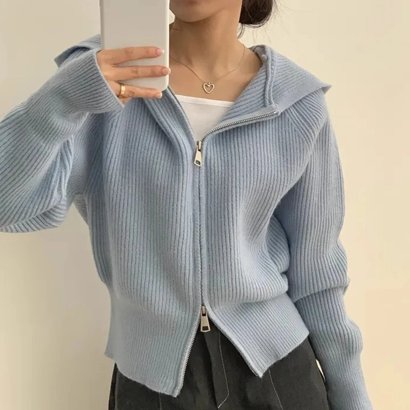 Chic Autumn Winter Knitted Sweater Jaet Women's Soft Gentle Collar Double Zipper Design Slimming Stripes Versatile Outerwear
Chic Autumn Winter Knitted Sweater Jaet Women's Soft Gentle Collar Double Zipper Design Slimming Stripes Versatile Outerwear