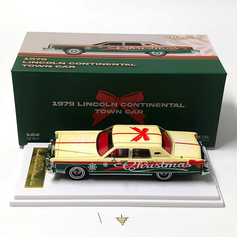 Diecast 1:64 Scale 1979 Lincoln Continental Town Car Christmas Painted Alloy Car Model Static Decoration Collectibles Gift Toys
Diecast 1:64 Scale 1979 Lincoln Continental Town Car Christmas Painted Alloy Car Model Static Decoration Collectibles Gift Toys