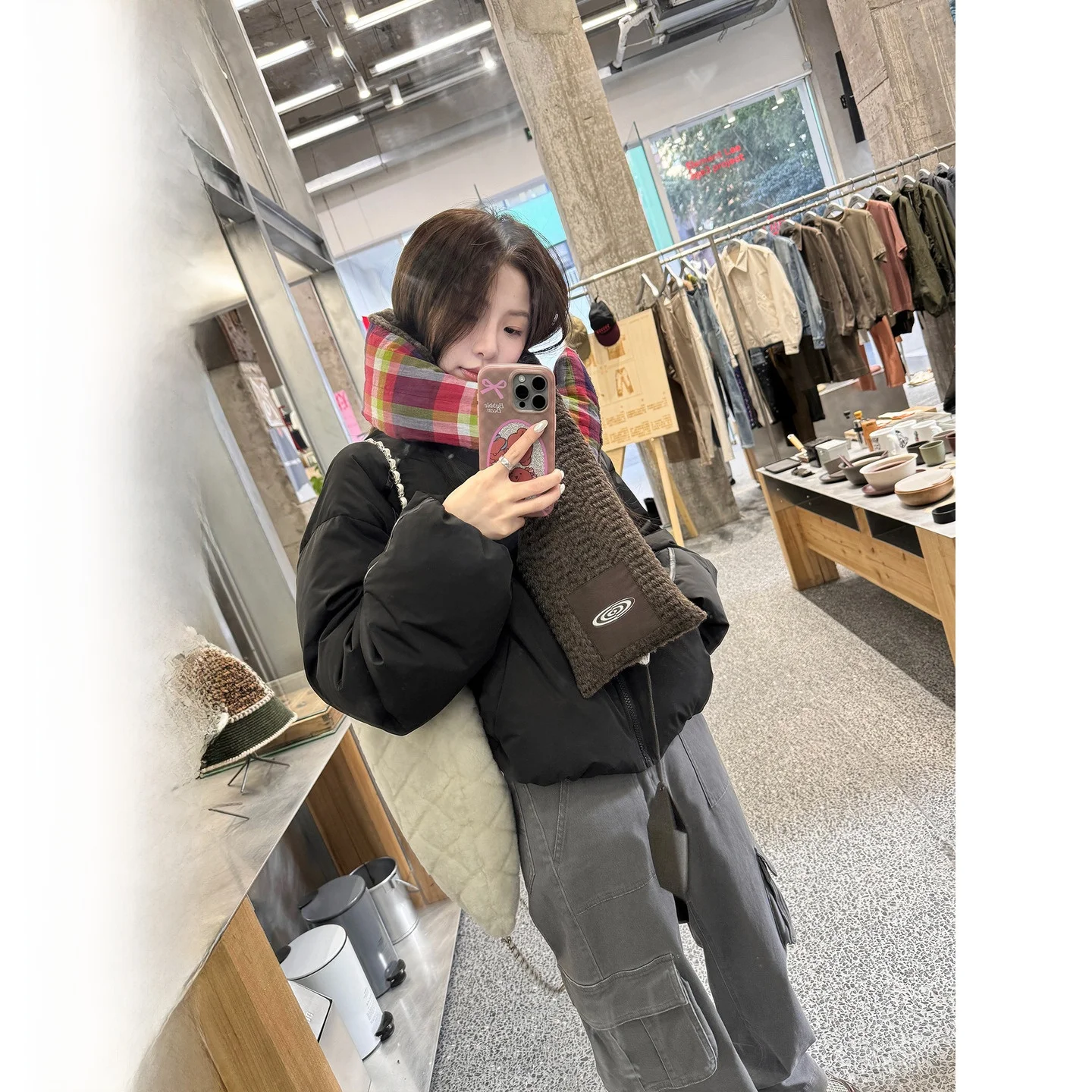 YUYUREAL Spor рта, Jaet, лоскутное кожаное пальто с принтом, повседневное женское пальто-пуховик, белое пальто с перьями Du, стандартного кроя
YUYUREAL Spor рта, Jaet, лоскутное кожаное пальто с принтом, повседневное женское пальто-пуховик, белое пальто с перьями Du, стандартного кроя