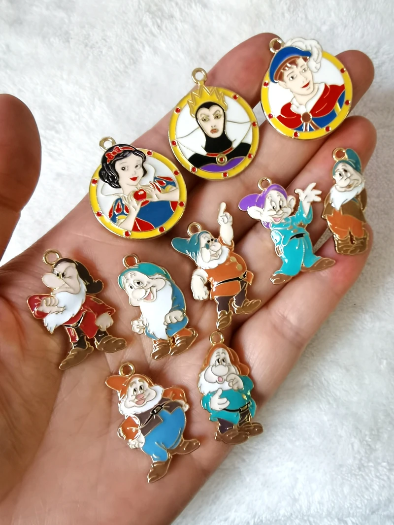 10 Pieces Disney princess dwarf Jewelry Making Pendant DIY Earring Necklace Bracelet Accessories Alloy Diy Decoration Pendant
10 Pieces Disney princess dwarf Jewelry Making Pendant DIY Earring Necklace Bracelet Accessories Alloy Diy Decoration Pendant