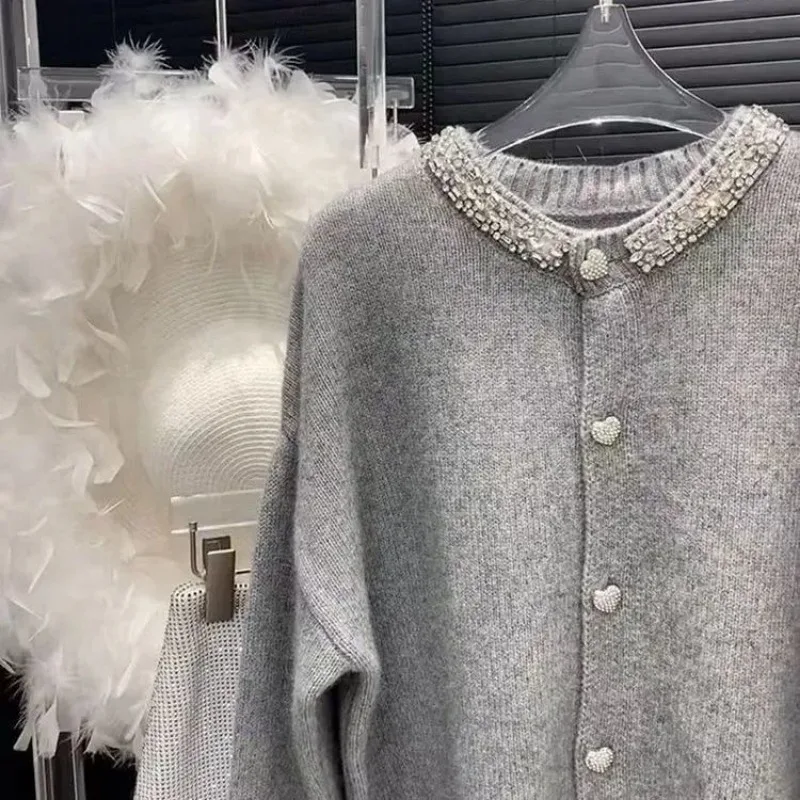 Autumn and Winter Pure Color Simple Loose Lazy Style Knitted Tops with Diamond Set Grey Sweater for Women
Autumn and Winter Pure Color Simple Loose Lazy Style Knitted Tops with Diamond Set Grey Sweater for Women