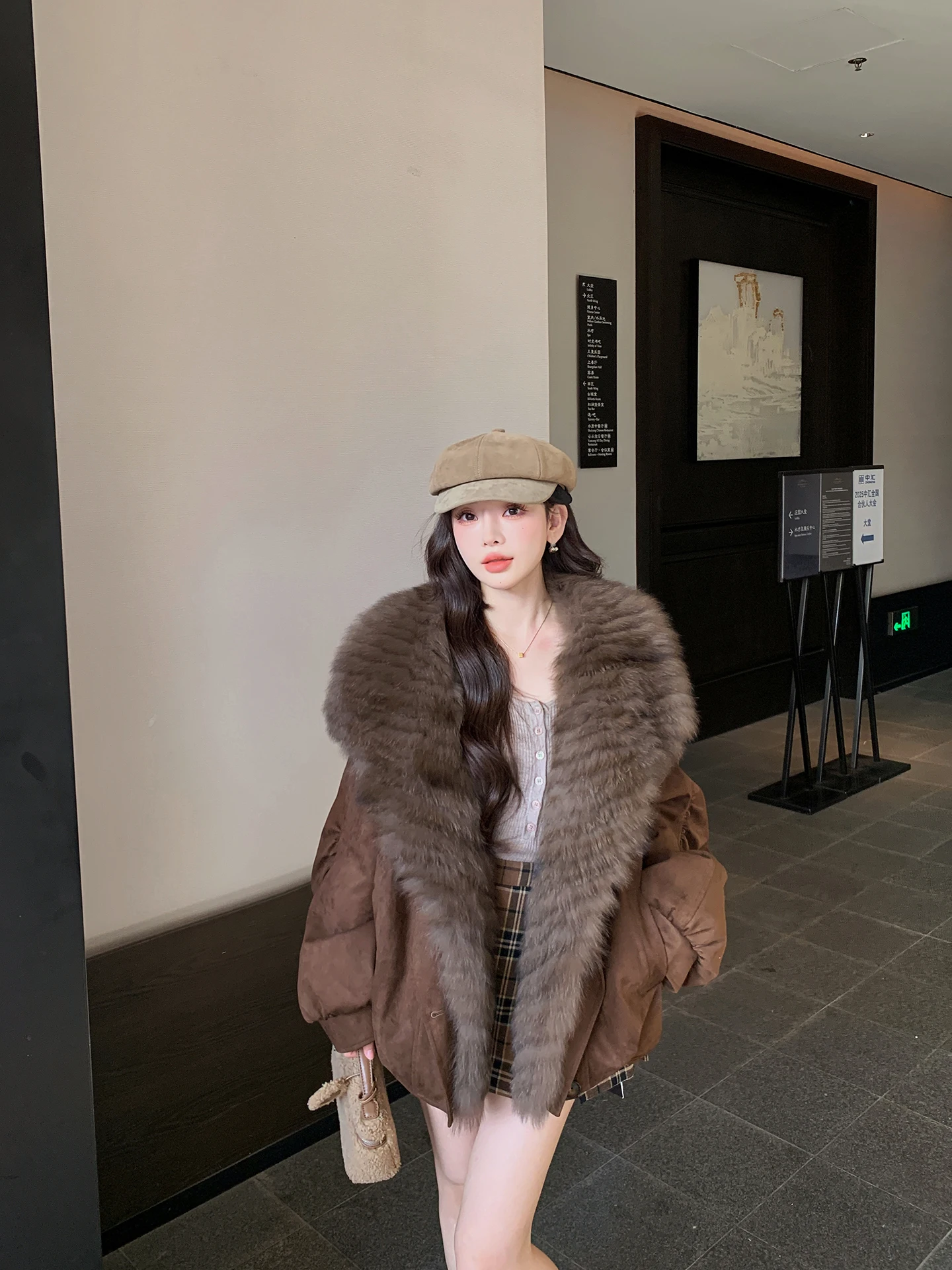 Новая зимняя женская модная верхняя одежда Young Sle: короткое пуховое пальто в корейском стиле Songdao
Новая зимняя женская модная верхняя одежда Young Sle: короткое пуховое пальто в корейском стиле Songdao