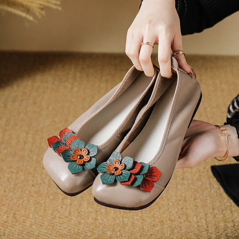 DIMANYU Women Floral Genuine Leather Flat Shoes 2026 New Slip On Casual Loafers Women Ballet Large-size Mom Shoes
DIMANYU Women Floral Genuine Leather Flat Shoes 2026 New Slip On Casual Loafers Women Ballet Large-size Mom Shoes