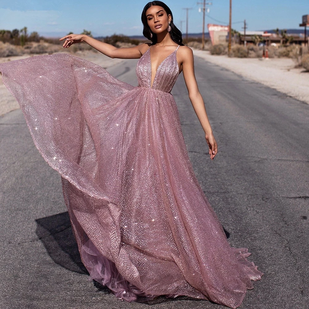 Sexy Deep V-Neck Evening Dress Pink Sparkle Spaghetti Straps Prom Dress A-Line Backless Women Party Dress Robes De Soirée
Sexy Deep V-Neck Evening Dress Pink Sparkle Spaghetti Straps Prom Dress A-Line Backless Women Party Dress Robes De Soirée