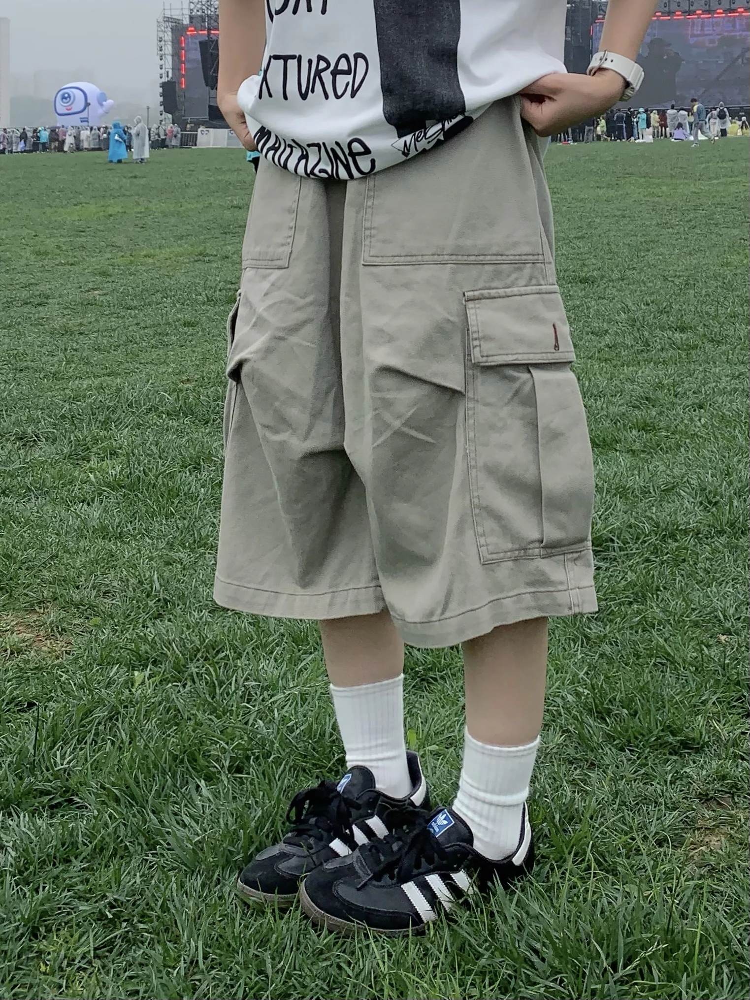 Новая летняя американская рабочая одежда в стиле ретро с несколькими карманами, брюки на семь футов, повседневные свободные прямые широкие брюки 
Новая летняя американская рабочая одежда в стиле ретро с несколькими карманами, брюки на семь футов, повседневные свободные прямые широкие брюки