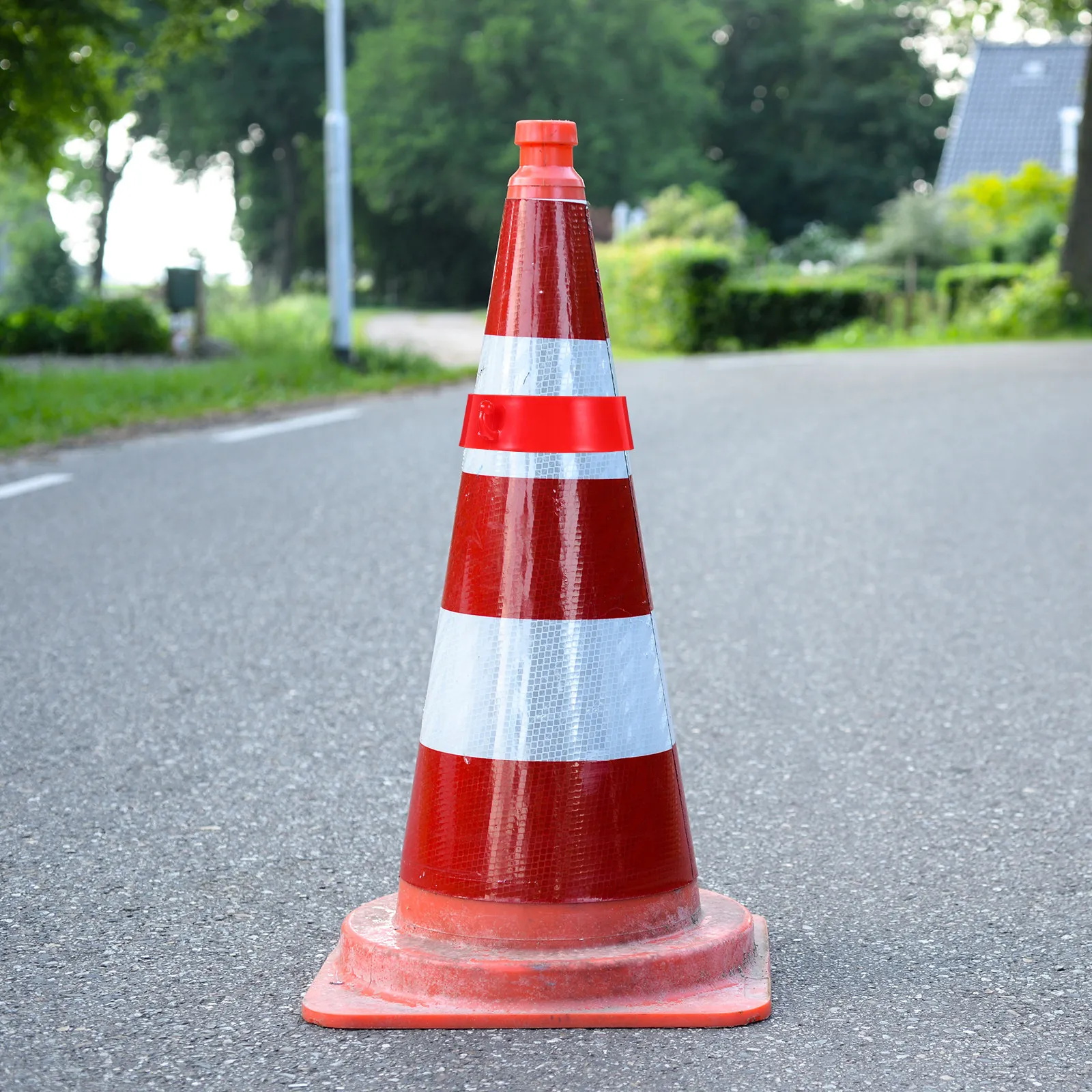 20Pcs Traffic Cone Chain Collar Heavy Duty Plastic Cone Barrier Connector for Parking Construction Road Safety Collars Kit
20Pcs Traffic Cone Chain Collar Heavy Duty Plastic Cone Barrier Connector for Parking Construction Road Safety Collars Kit