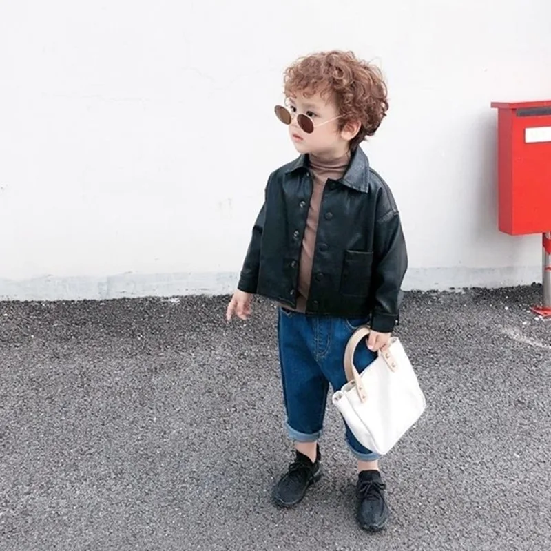 2023 Autumn Children Clothing Korean Girls Black PU Coats Fashion Black Faux Leather Jacket 2-7Years Kids Outwear
2023 Autumn Children Clothing Korean Girls Black PU Coats Fashion Black Faux Leather Jacket 2-7Years Kids Outwear