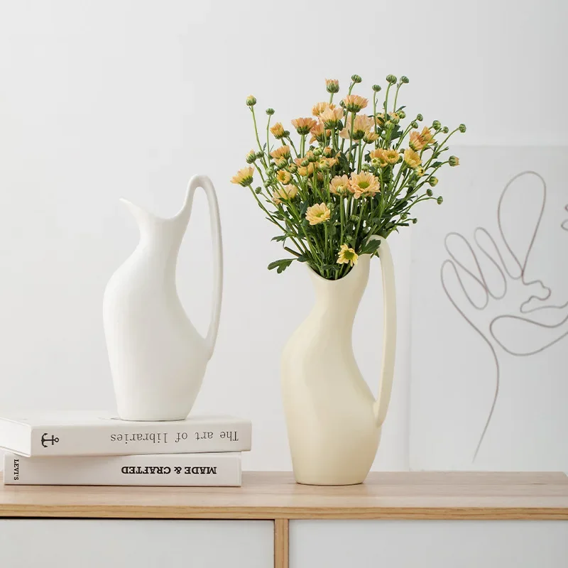 CAPIRON Single Ear Porcelain Vase for Dried Pampas Flower Home Decor Modern Artistic Boho Floral Arrangement Table Centerpiece
CAPIRON Single Ear Porcelain Vase for Dried Pampas Flower Home Decor Modern Artistic Boho Floral Arrangement Table Centerpiece