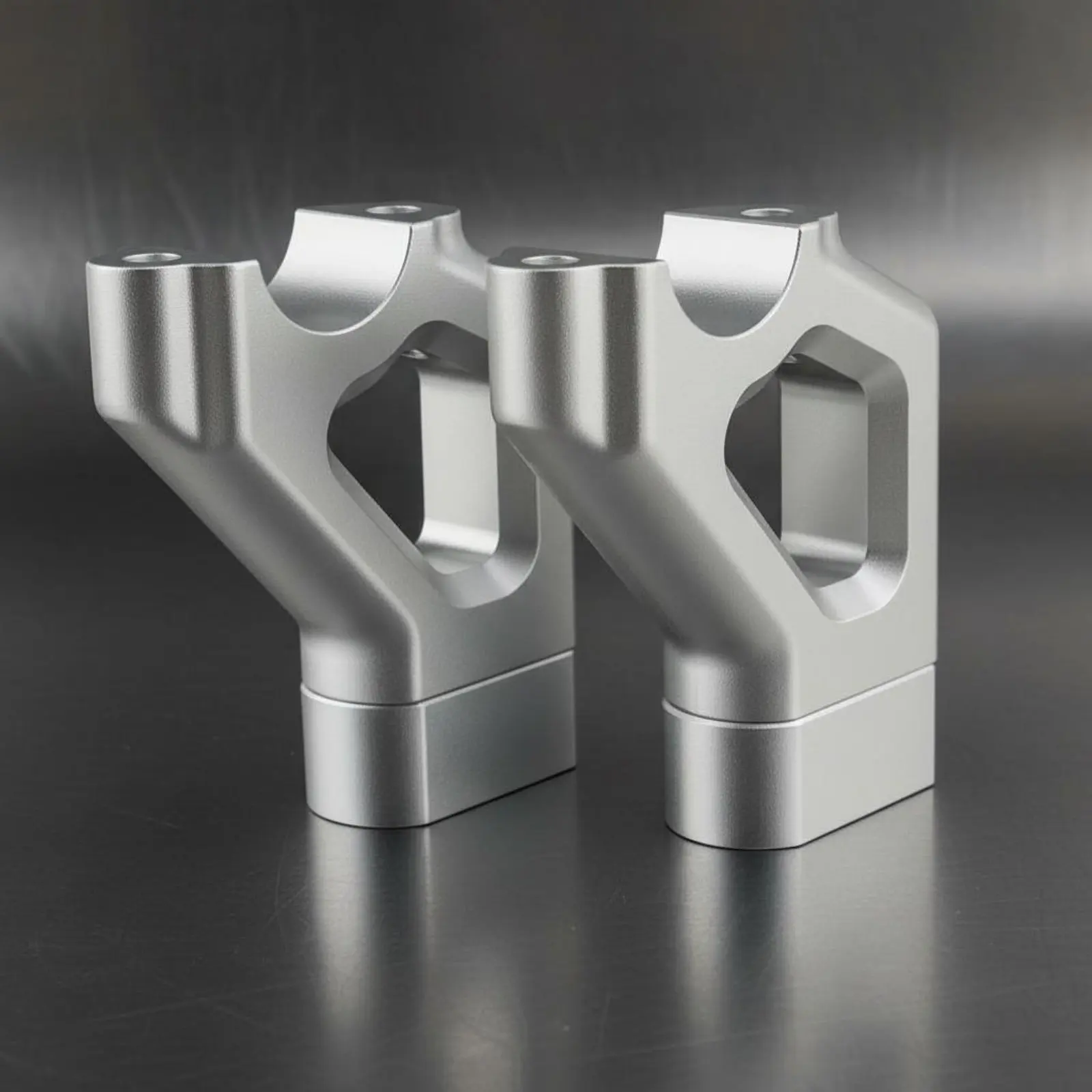 2 Pieces Handlebar Pullback Riser Improved Riding Posture Handlebar Riser Kit CNC Machined for Long-Distance Tourers
2 Pieces Handlebar Pullback Riser Improved Riding Posture Handlebar Riser Kit CNC Machined for Long-Distance Tourers