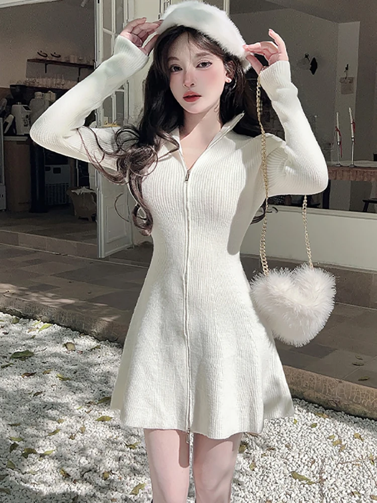2025 белое вязаное платье-свитер с воротником и длинными рукавами, женское элегантное повседневное короткое платье трапециевидной формы, осенне-зимнее корейское праздничное платье
2025 белое вязаное платье-свитер с воротником и длинными рукавами, женское элегантное повседневное короткое платье трапециевидной формы, осенне-зимнее корейское праздничное платье