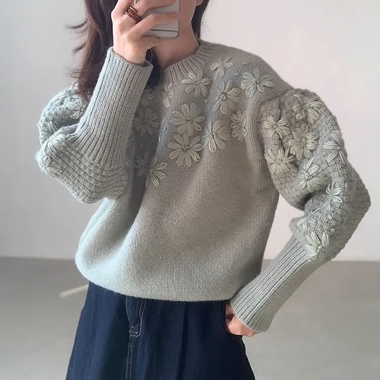 Vintage Heavy O-neck 3D Daisy Embroidery Pullovers 2024 Autumn New Knitted Tops Women Y2k Lantern Sleeve All-match Sweaters
Vintage Heavy O-neck 3D Daisy Embroidery Pullovers 2024 Autumn New Knitted Tops Women Y2k Lantern Sleeve All-match Sweaters