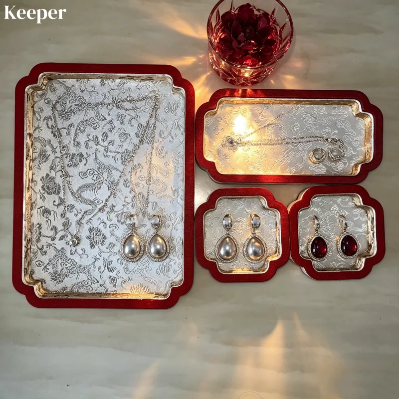 Antique Chinese Style Jewelry Display Tray Jade Beads Ring Bracelet Appraisal Plate Counter Organizer Stand for Storage
Antique Chinese Style Jewelry Display Tray Jade Beads Ring Bracelet Appraisal Plate Counter Organizer Stand for Storage