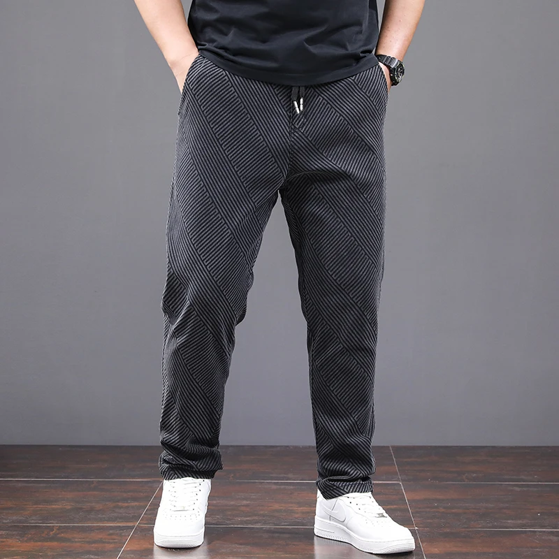 Jeans Men Denim Pants Plus Size 8XL Fashion Casual Elastic Waist Denim Pants Male Stripe Design Trousers
Jeans Men Denim Pants Plus Size 8XL Fashion Casual Elastic Waist Denim Pants Male Stripe Design Trousers