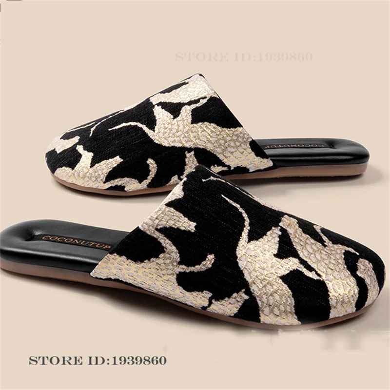 Luxury Jacquard Black Leopard Home Slippers Fashion Couple Slippers Flat Shoes Anti Slip Silent Indoor Unisex Slippers Sandals
Luxury Jacquard Black Leopard Home Slippers Fashion Couple Slippers Flat Shoes Anti Slip Silent Indoor Unisex Slippers Sandals