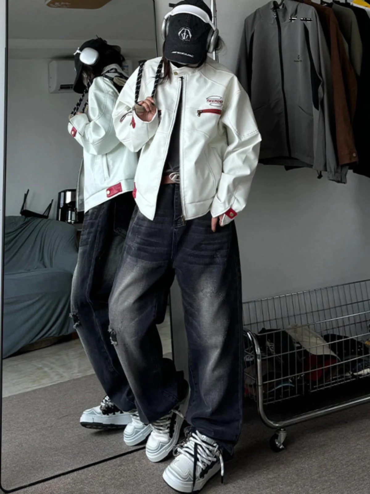 American High Street White PU Leather Jaet Trendy Brand Men's Spring Autumn Stand Collar ort Pilot Riding Jaet
American High Street White PU Leather Jaet Trendy Brand Men's Spring Autumn Stand Collar ort Pilot Riding Jaet