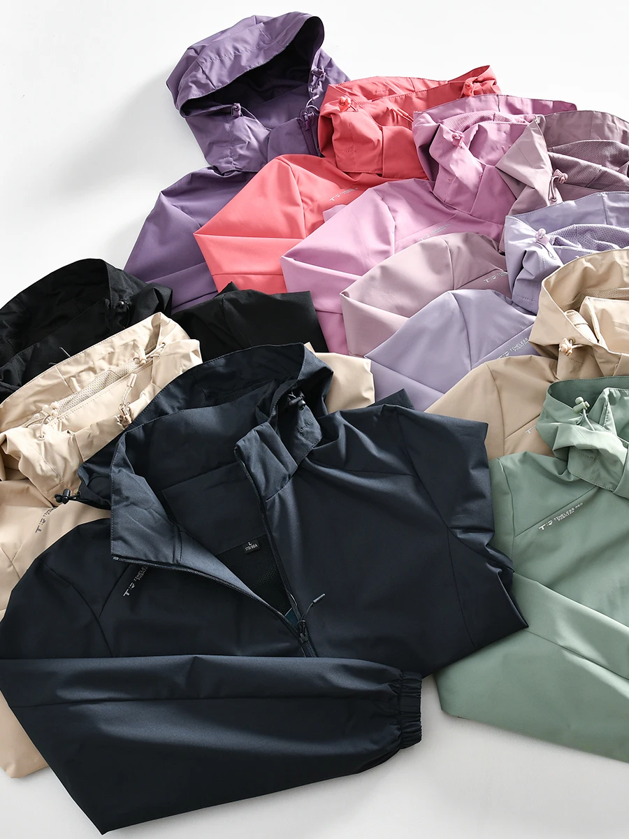 Waterproof Windproof Outdoor Jacket for Men Spring Autumn Pure Color Hooded Thin Couple Style Polyester Fiber Zipper Closure
Waterproof Windproof Outdoor Jacket for Men Spring Autumn Pure Color Hooded Thin Couple Style Polyester Fiber Zipper Closure