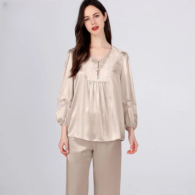 100% Mulberry Silk Pajamas Sets Long-sleeved Women's Home Wear Set mujer Sleepwear Nightwear Long Sleeve Top & Trousers Suit
100% Mulberry Silk Pajamas Sets Long-sleeved Women's Home Wear Set mujer Sleepwear Nightwear Long Sleeve Top & Trousers Suit