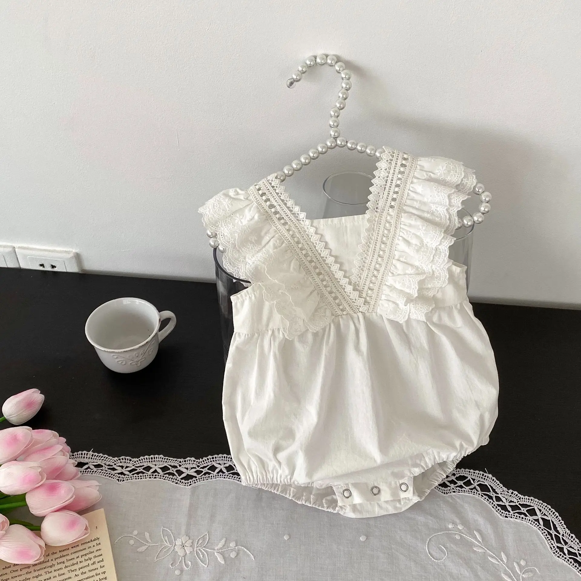 Bai Tian Baby White Forest Clothes Summer Baby Bag Butt Clothes Female Baby Full Moon 신생아사진 одежда для новорождëных
Bai Tian Baby White Forest Clothes Summer Baby Bag Butt Clothes Female Baby Full Moon 신생아사진 одежда для новорождëных