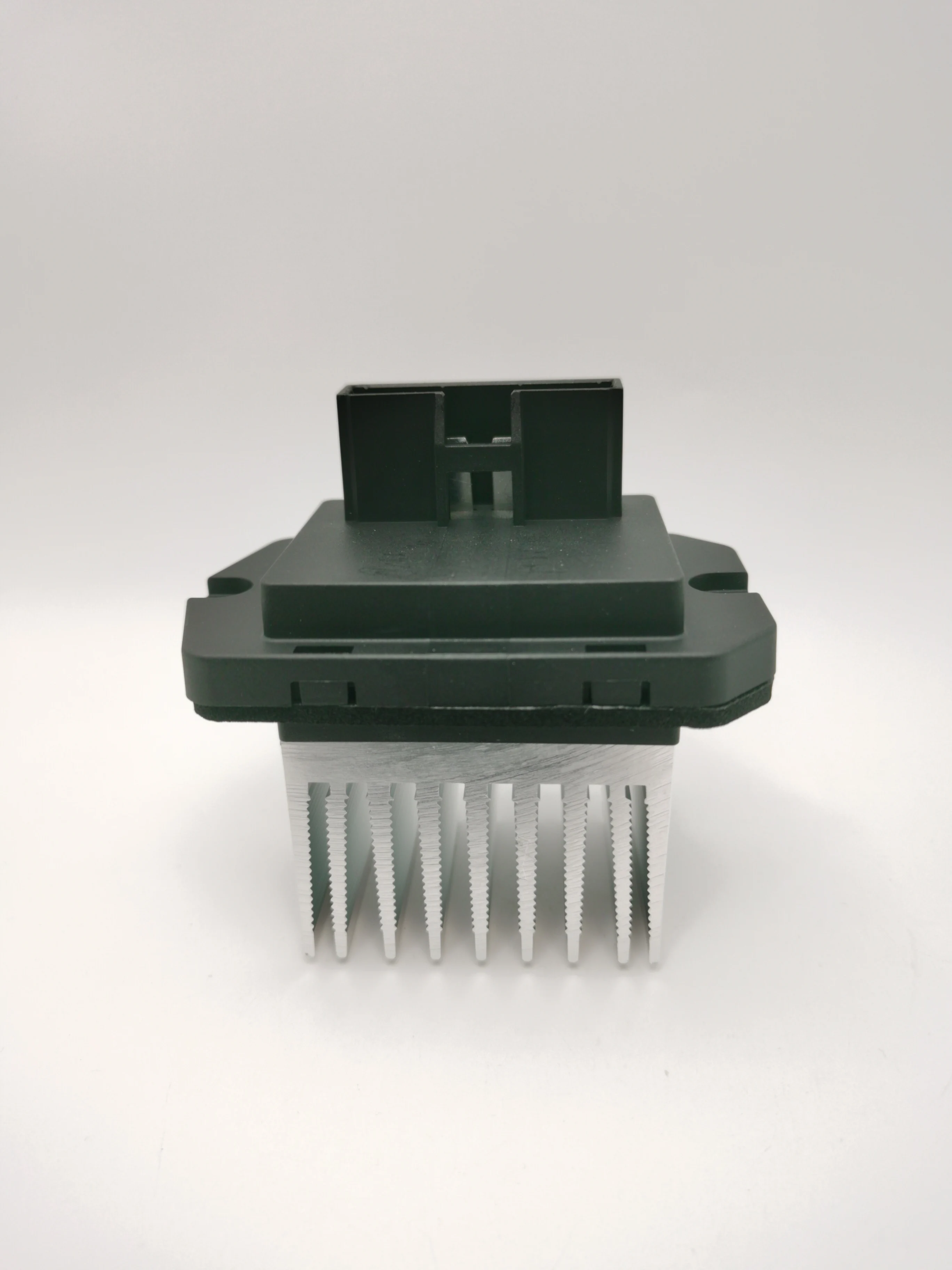 Heater Resistor (Rheostat) Haval Jolyon 2021- Oem:8104600Aky00A
Heater Resistor (Rheostat) Haval Jolyon 2021- Oem:8104600Aky00A