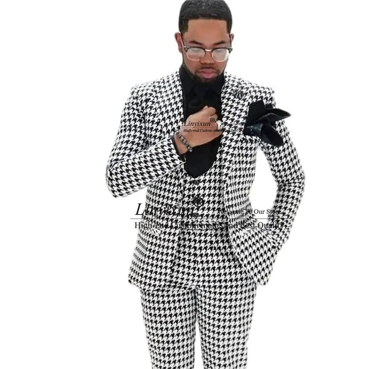 Classic Men Suit Plaid Slim Fit Wedding Tuxedos 3Piece Set Business Male Prom Blazer Vest Pants Outfit Terno Masculinos Completo
Classic Men Suit Plaid Slim Fit Wedding Tuxedos 3Piece Set Business Male Prom Blazer Vest Pants Outfit Terno Masculinos Completo