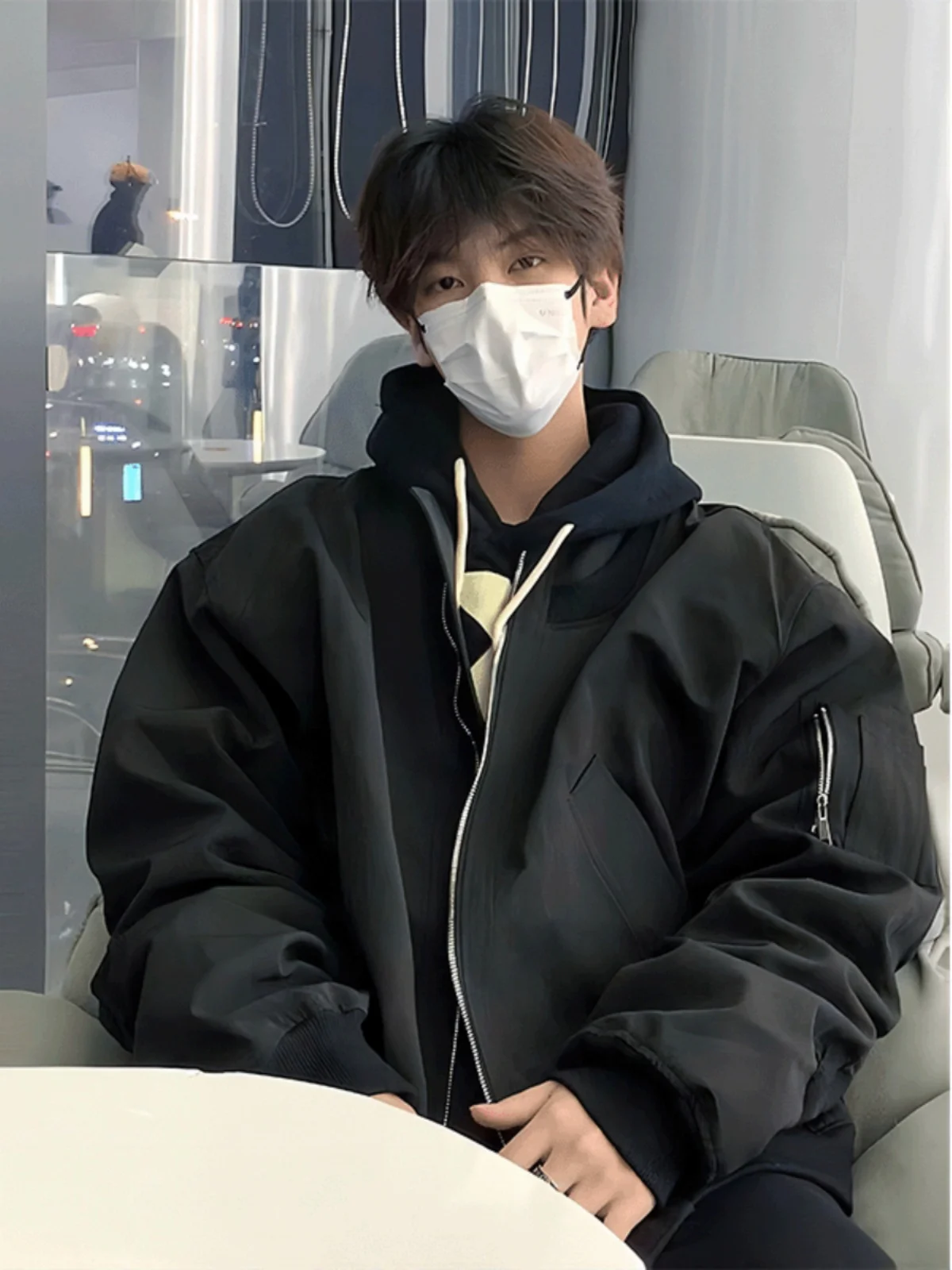 Sle Men's Flight Jaet ort Padded oulder American Baseball Coat Spring Autumn CleanFit Universi Student Outerwear
Sle Men's Flight Jaet ort Padded oulder American Baseball Coat Spring Autumn CleanFit Universi Student Outerwear