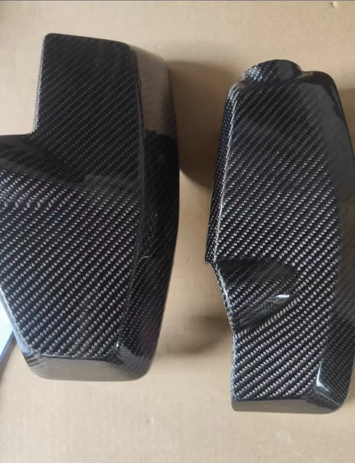 3K 240g real carbon fiber blended fiber fabric,rhombic woven pattern, used for fishing rod, motorcycle, car, 1m (40")* 1m (40")
3K 240g real carbon fiber blended fiber fabric,rhombic woven pattern, used for fishing rod, motorcycle, car, 1m (40")* 1m (40")