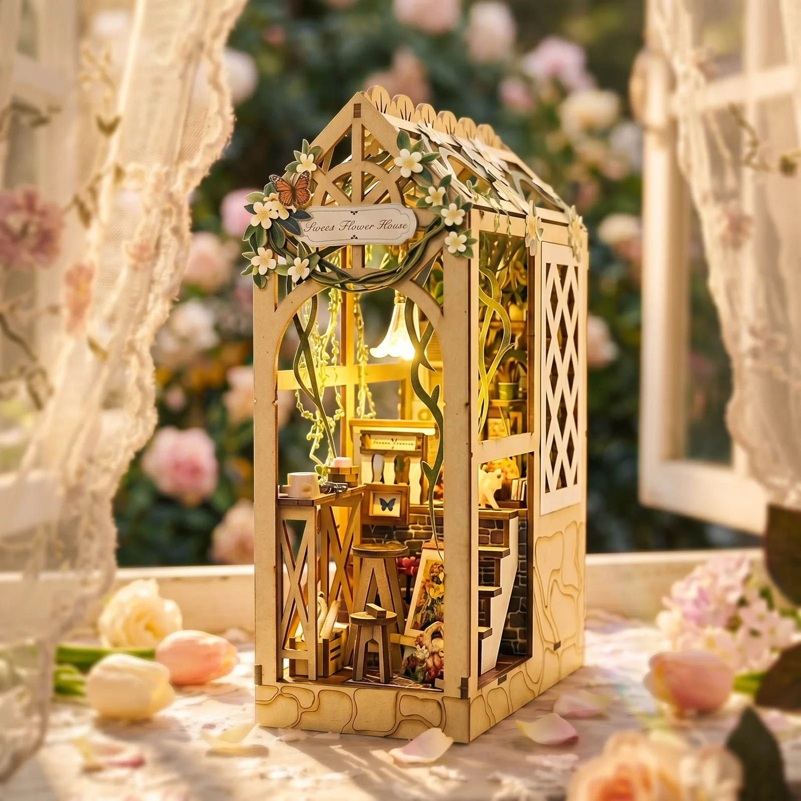DIY Serene Flower House Book Nook Kit,Wooden 3D Miniature House with LED Light,Handmade Floral Scene Model for Bookshelf Decor
DIY Serene Flower House Book Nook Kit,Wooden 3D Miniature House with LED Light,Handmade Floral Scene Model for Bookshelf Decor