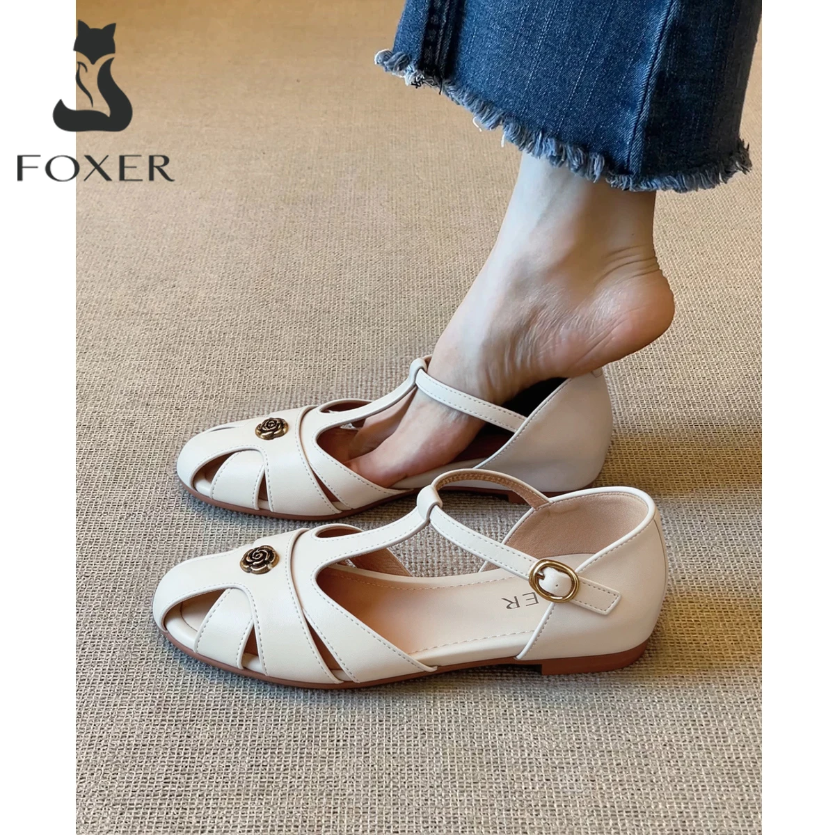 FOXER 2026 Summer Women's Flat Sandals Fashion Hollow Out Soft Leather Non-slip Beach Sandal Casual Comfortable Shoes for Travel
FOXER 2026 Summer Women's Flat Sandals Fashion Hollow Out Soft Leather Non-slip Beach Sandal Casual Comfortable Shoes for Travel