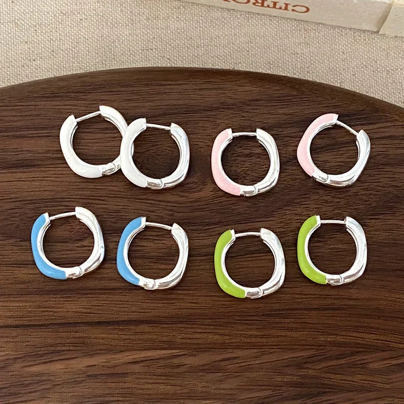 Real 925 Sterling Silver Enamel Irregular Square Hoop Earring for Women Minimalist Geometric Fine Jewelry Trendy Accessories
Real 925 Sterling Silver Enamel Irregular Square Hoop Earring for Women Minimalist Geometric Fine Jewelry Trendy Accessories
