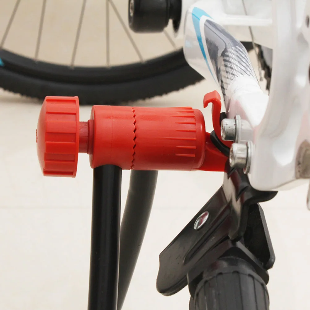 Heavy Duty Support Bracket Sturdy Iron Folding Kickstand Non-Slip Rubber Base Adjustable Bike Stand For Mountain Bike Repair
Heavy Duty Support Bracket Sturdy Iron Folding Kickstand Non-Slip Rubber Base Adjustable Bike Stand For Mountain Bike Repair