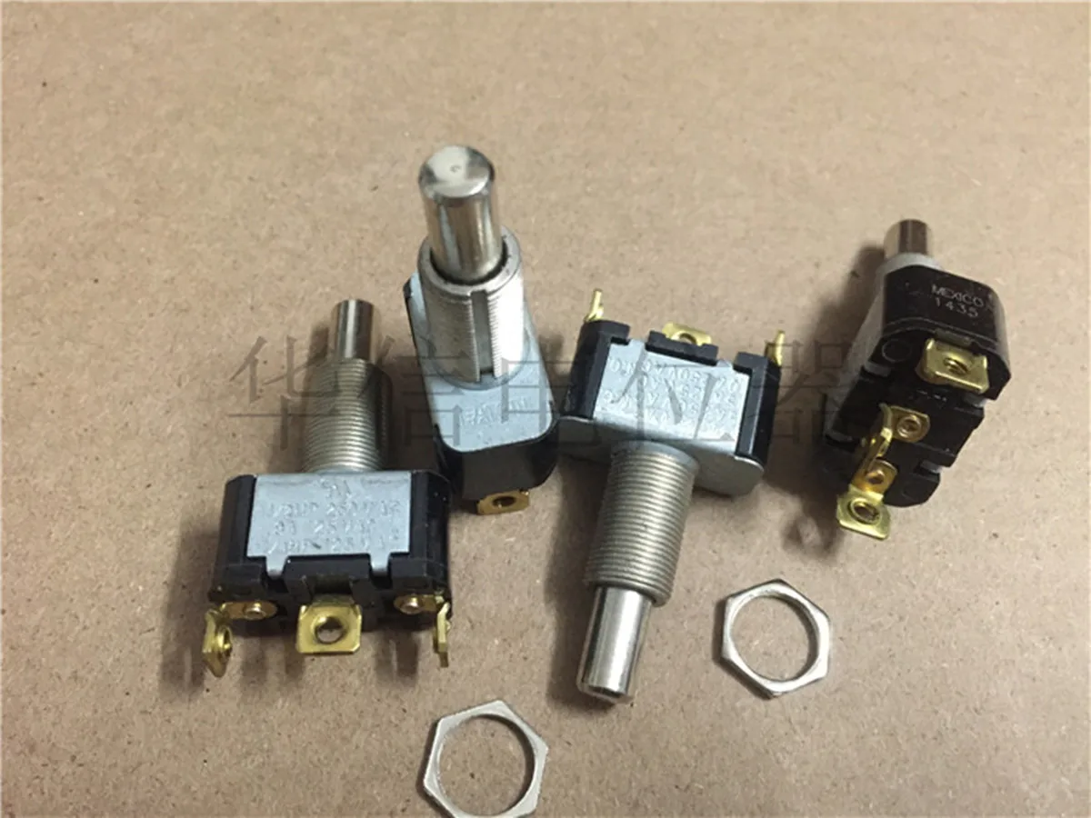 Original new 100% E470N 10A125VAC 5A250VAC foot control switch 3pin
Original new 100% E470N 10A125VAC 5A250VAC foot control switch 3pin