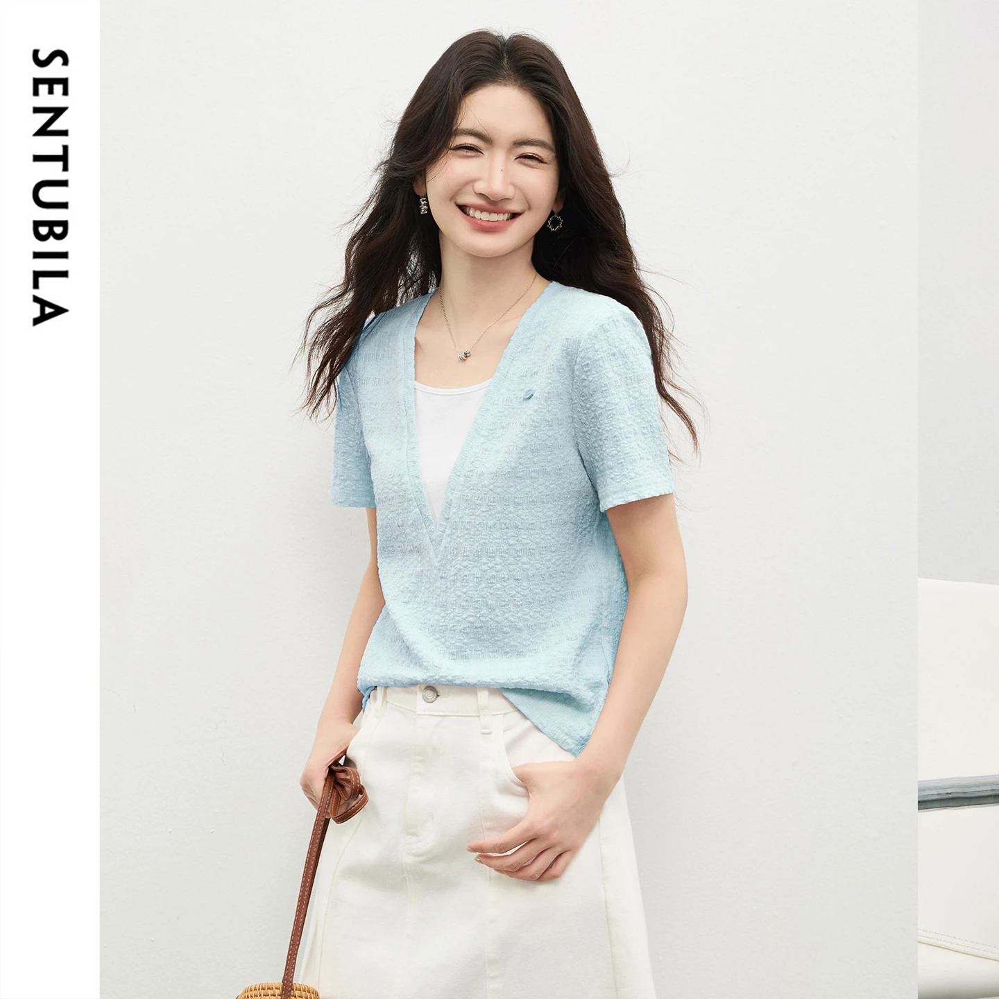 SENTUBILA Blue Fake 2 Piece Top Women's Simple Square Neck Geometric Pleat Textured Simple Knit Short Sleeve T-shirt 162TD5674
SENTUBILA Blue Fake 2 Piece Top Women's Simple Square Neck Geometric Pleat Textured Simple Knit Short Sleeve T-shirt 162TD5674