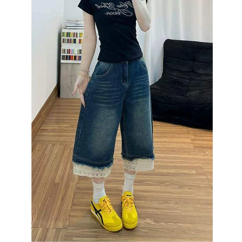 Retro American Design Lace Splicing Seven-Foot Jeans Women's Straight Loose Slimming Casual Pants High Waist Straight Leg Jeans
Retro American Design Lace Splicing Seven-Foot Jeans Women's Straight Loose Slimming Casual Pants High Waist Straight Leg Jeans