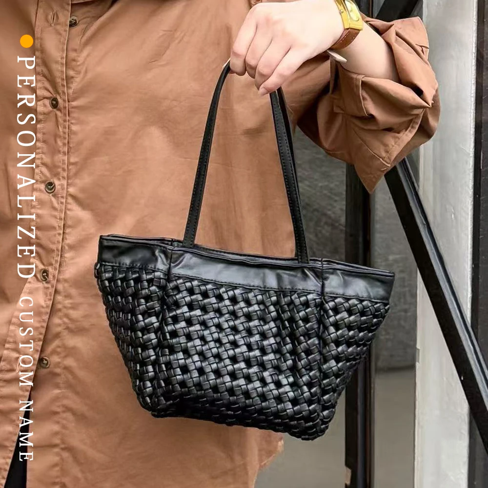 Beach women's bags, fashionable PU braided large capacity single-shoulder hand bucket bag new free gold stamping customization
Beach women's bags, fashionable PU braided large capacity single-shoulder hand bucket bag new free gold stamping customization