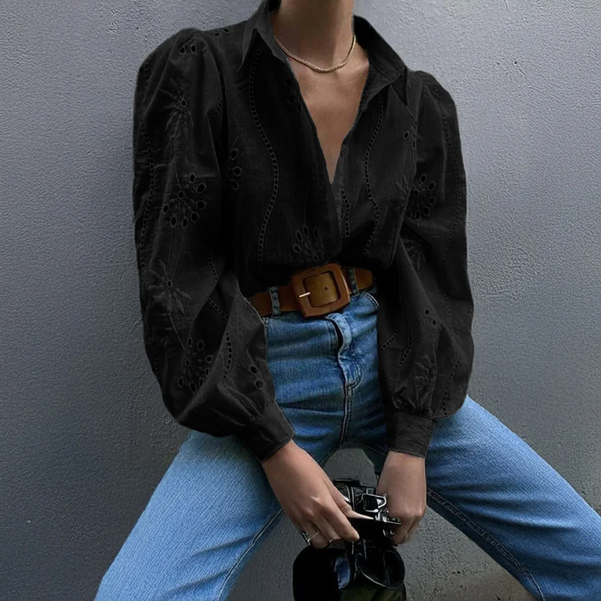 Casual Faion Hollow out Bubble Sve V Ne irt Top Street Sle Loose Fit Long Sve Collar Pure Color Button down 
Casual Faion Hollow out Bubble Sve V Ne irt Top Street Sle Loose Fit Long Sve Collar Pure Color Button down