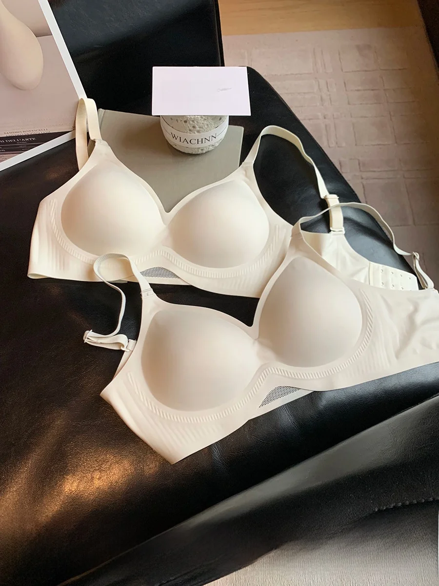 JoyceBra Comfortable Sl Women's Underwear Soft Support Jelly Strip Gathered Large Appearance Reduction Side Breast
JoyceBra Comfortable Sl Women's Underwear Soft Support Jelly Strip Gathered Large Appearance Reduction Side Breast