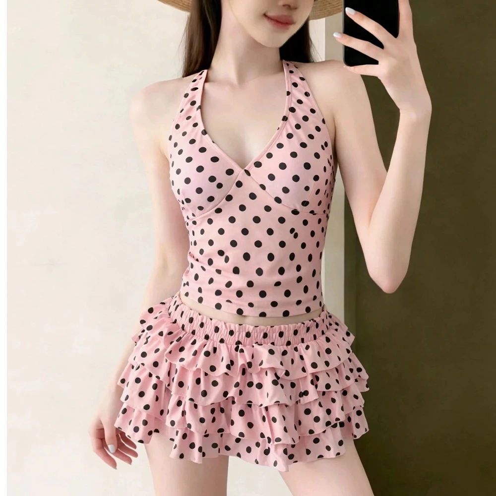Summer New Arrivals Women Bikini Sexy Ruffled Skirt Style Split Style Swimsuit Vacation Hot Spring Girl Swimsuit Three Piece Set
Summer New Arrivals Women Bikini Sexy Ruffled Skirt Style Split Style Swimsuit Vacation Hot Spring Girl Swimsuit Three Piece Set