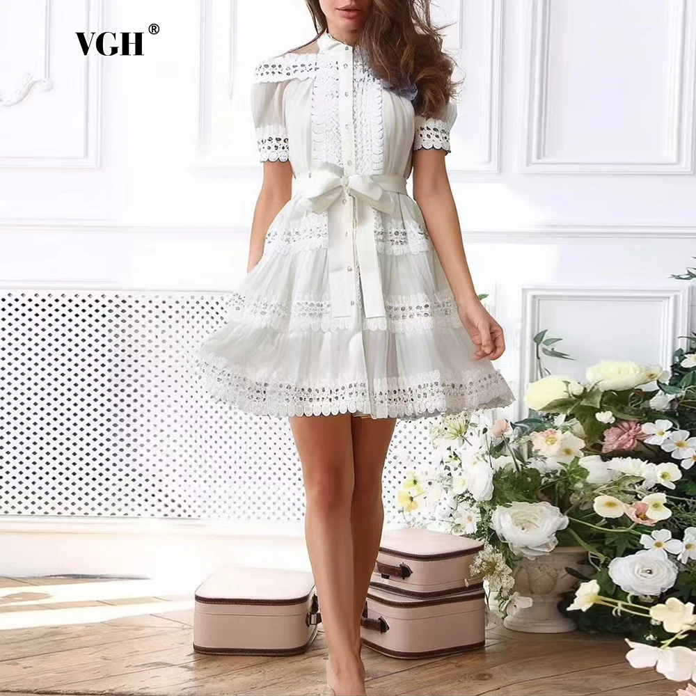 VGH White Spliced Lace Up Cotton Dress for Women Small Stand Collar Short Sleeve High Waist Hollow Folds Elegant Dresses Female
VGH White Spliced Lace Up Cotton Dress for Women Small Stand Collar Short Sleeve High Waist Hollow Folds Elegant Dresses Female