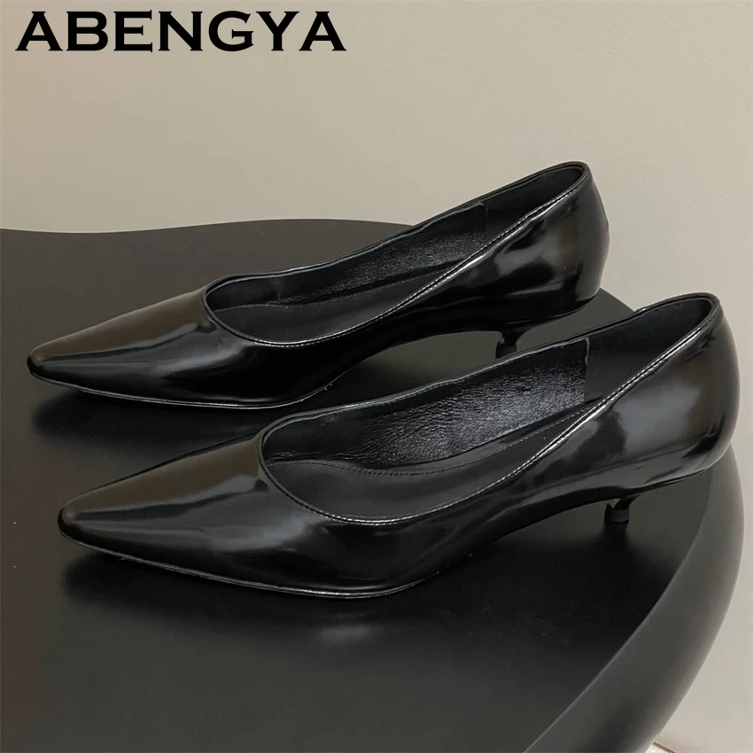2025 Summer Pointy Toe Thin High Heels Shoes Women Genuine Leather Stiletto Career Shoes Ladies Elegant Dress Single Shoes Femme
2025 Summer Pointy Toe Thin High Heels Shoes Women Genuine Leather Stiletto Career Shoes Ladies Elegant Dress Single Shoes Femme