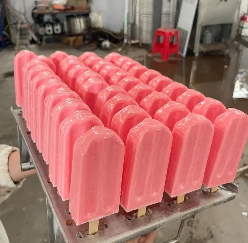Chinese automatic commercial popsicle machine with 6 models
Chinese automatic commercial popsicle machine with 6 models