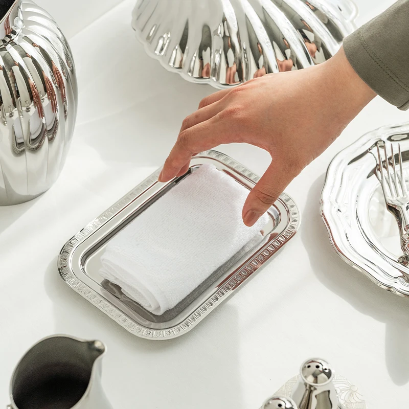 Тарелка из нержавеющей стали в европейском стиле, роскошный поднос для горячих полотенец, поднос для хранения на столешнице, поднос для фруктов, подносы для закусок, металлические подносы для хранения
Тарелка из нержавеющей стали в европейском стиле, роскошный поднос для горячих полотенец, поднос для хранения на столешнице, поднос для фруктов, подносы для закусок, металлические подносы для хранения